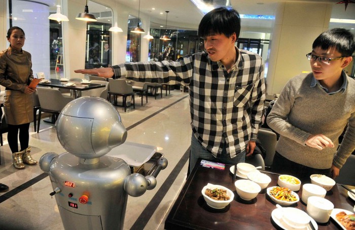 robot-restaurant-2