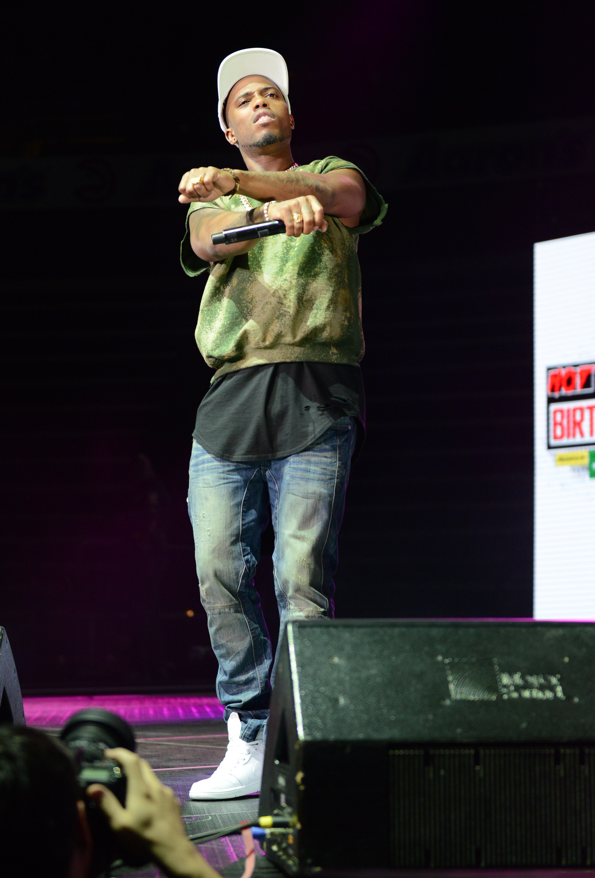 Hot 107.9 Birthday Bash Block Show