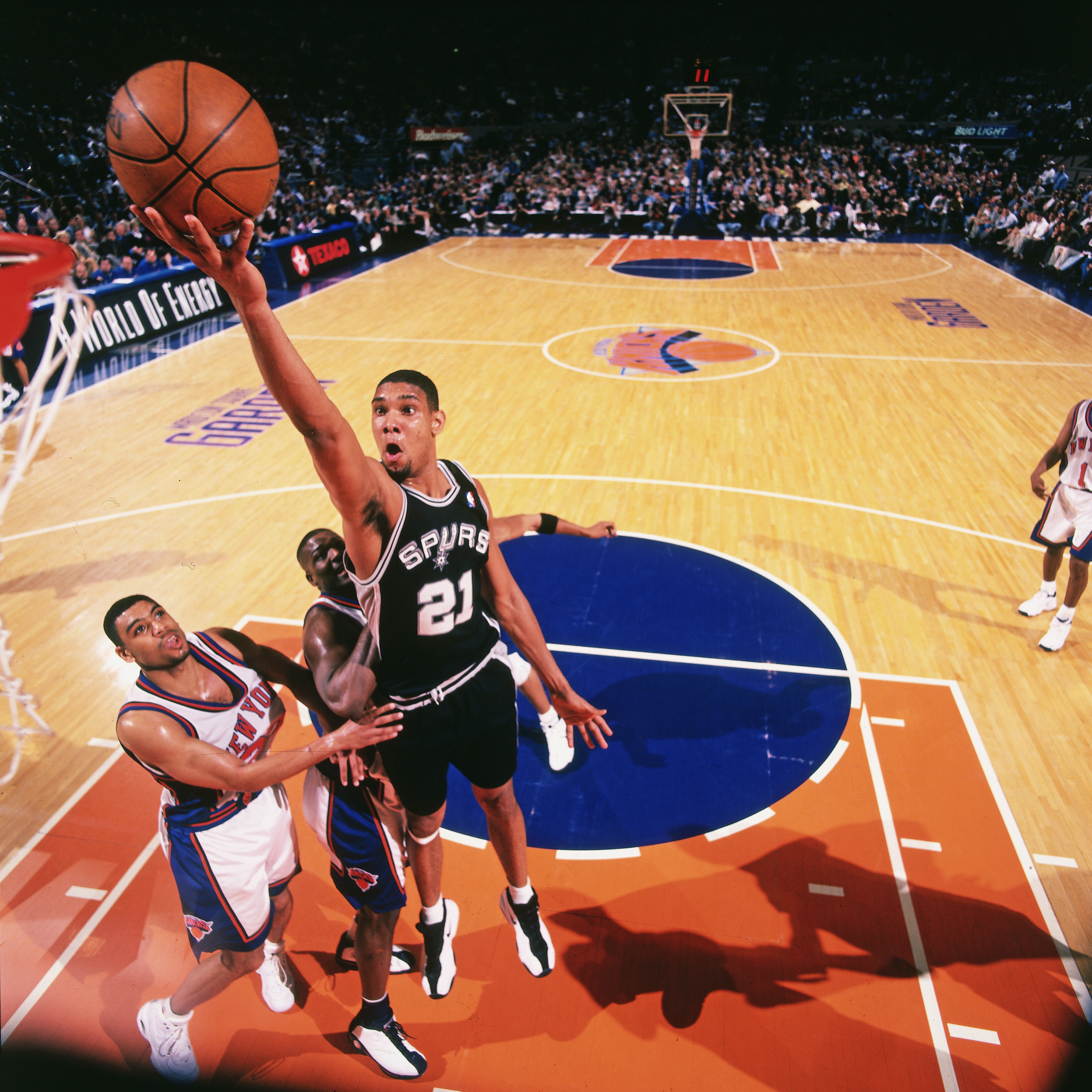 San Antonio Spurs v New York Knicks