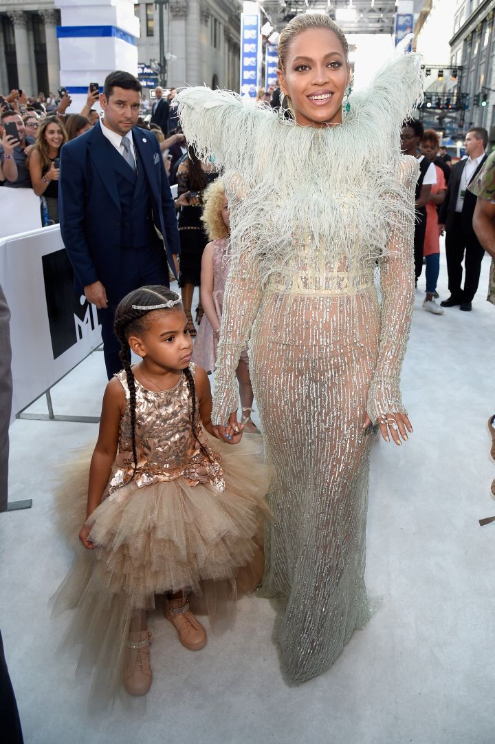 Happy 35th Queen Bey! The Best Beyonce Moments Ever!