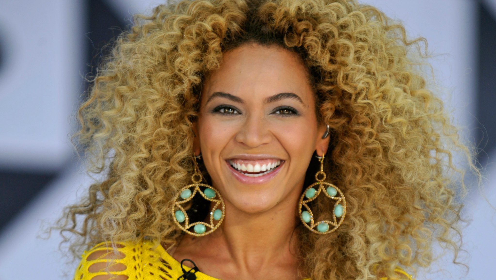 Beyonce Performs On ABC's 'Good Morning America'