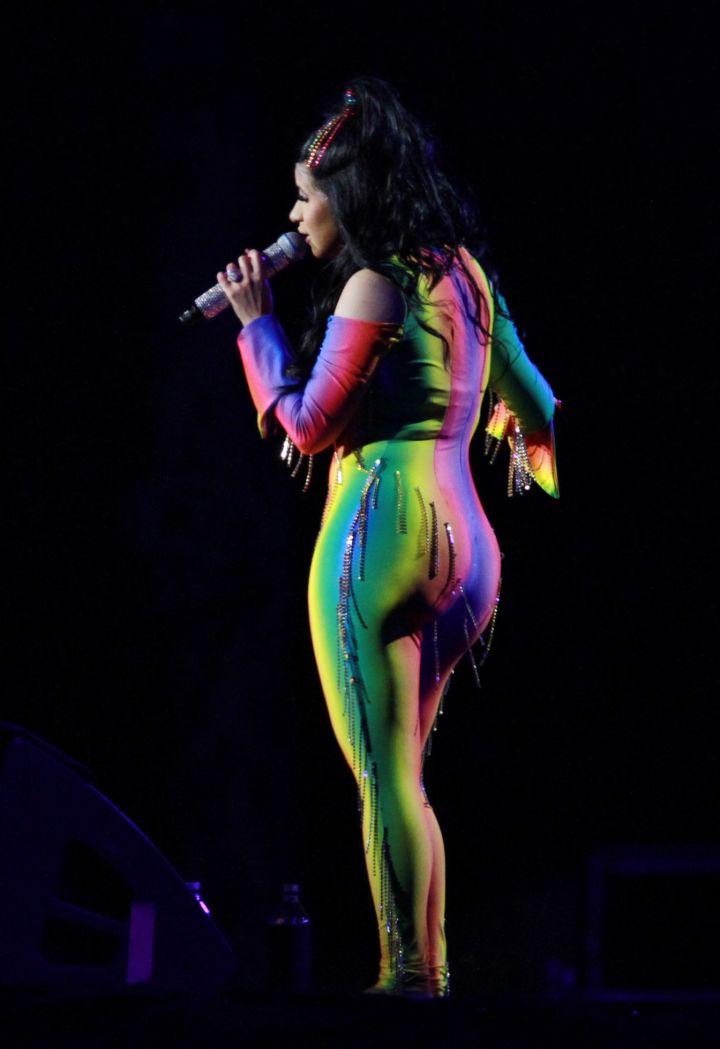 Rainbow Booty